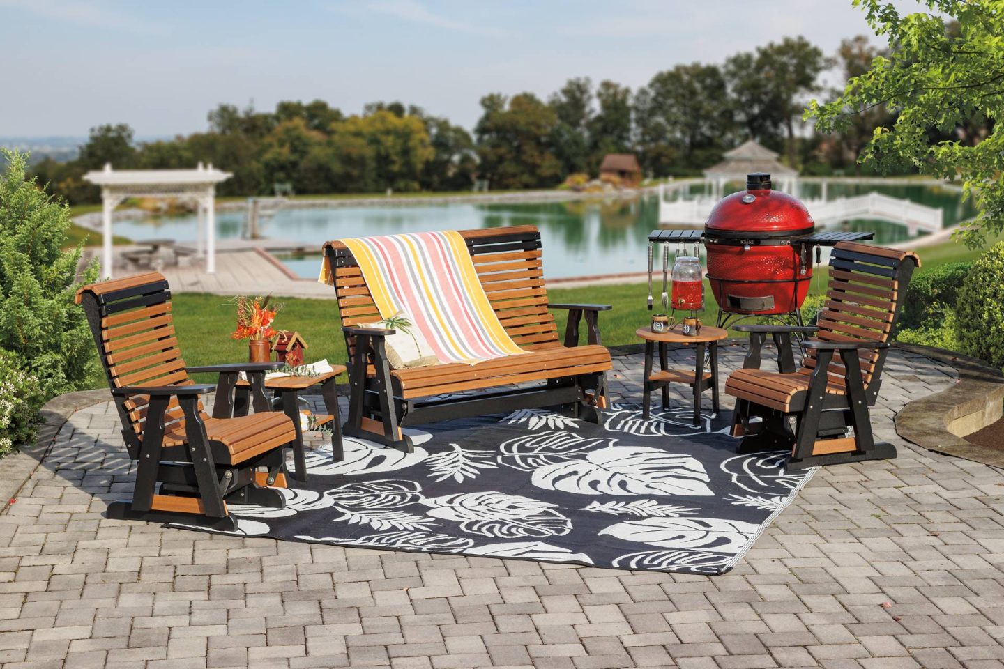 How to Choose in and Out Patio Furniture