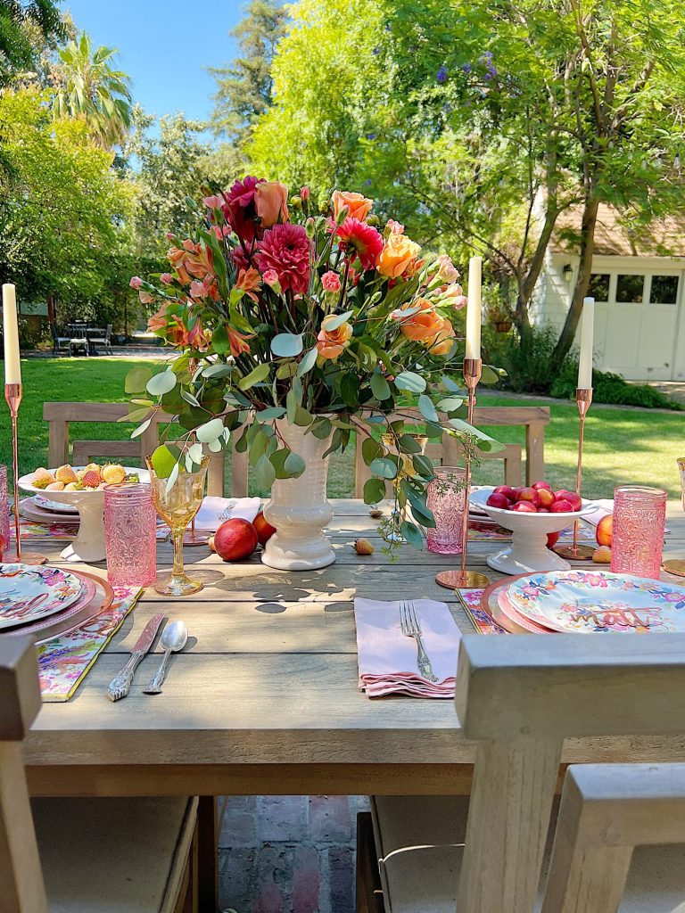 How to Elevate Your Outdoor Furniture Setting