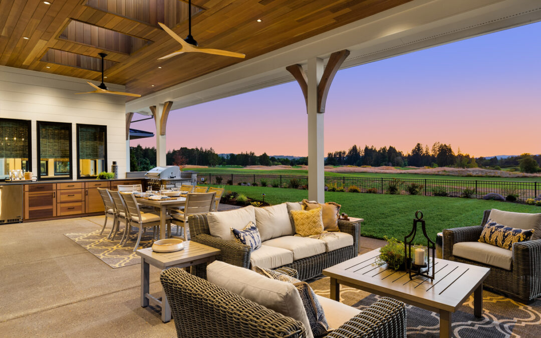 Add Luxury to Your Outdoor Living Space With Patio Furniture
