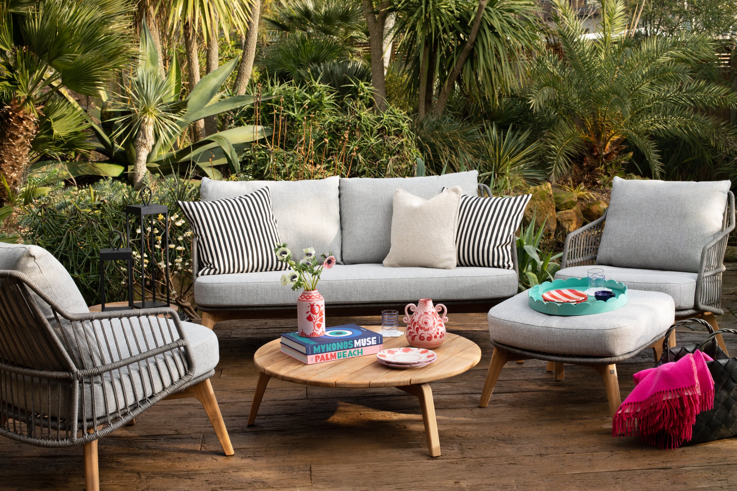 Patio Furniture in Palm Beach Gardens