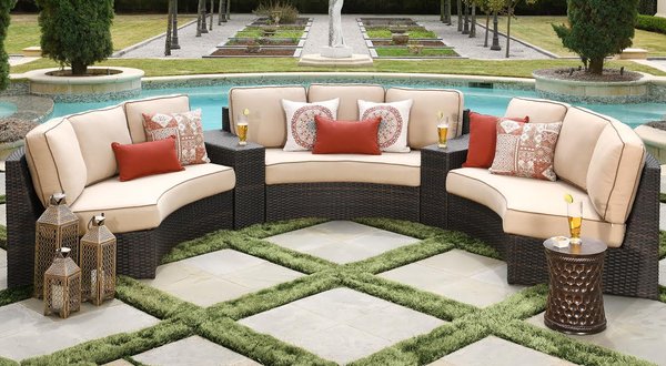 Fortunoff Backyard Store Opens New Somerset Shopping Center