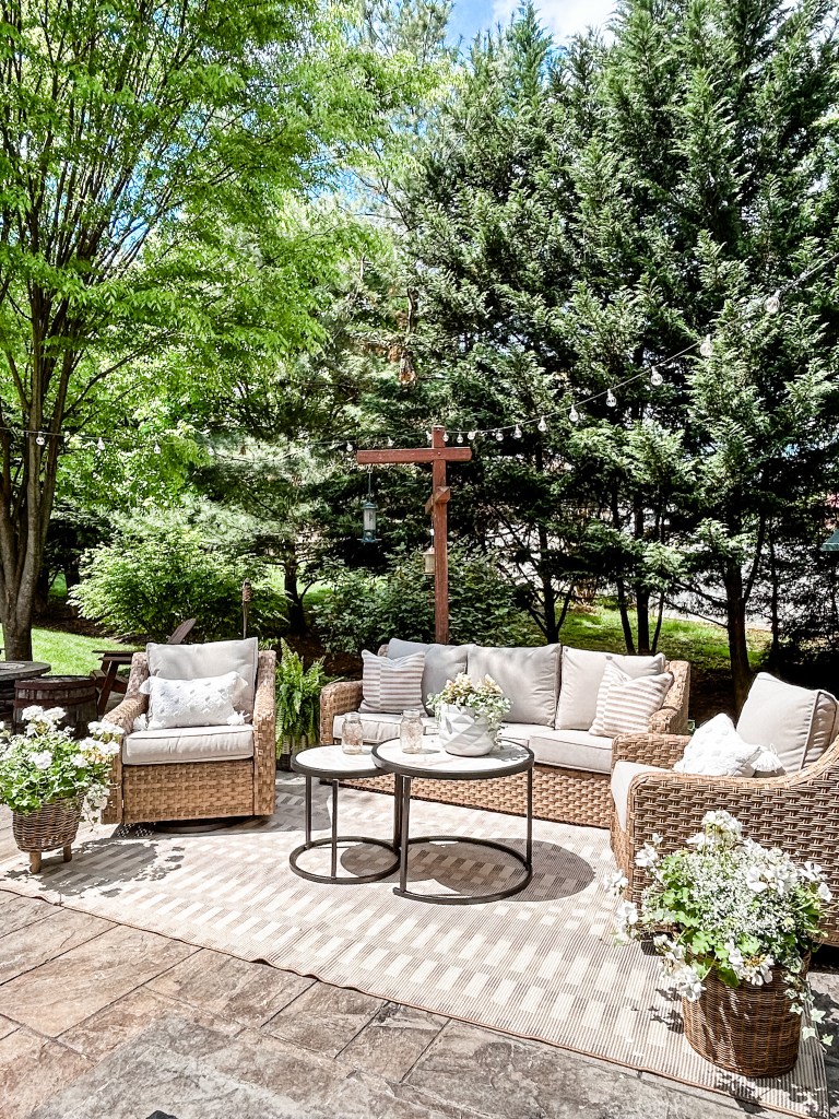 How to Get the Best Deal on Patio Furniture