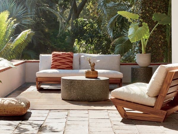 Patio Furniture NYC – Creating an Outdoor Living Room