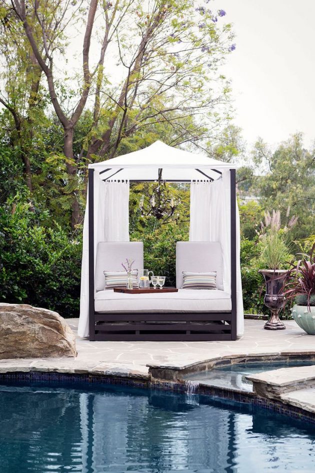 Comfortable Outdoor Furniture