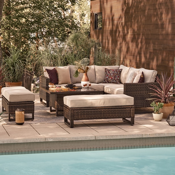 How to Buy Patio Furniture