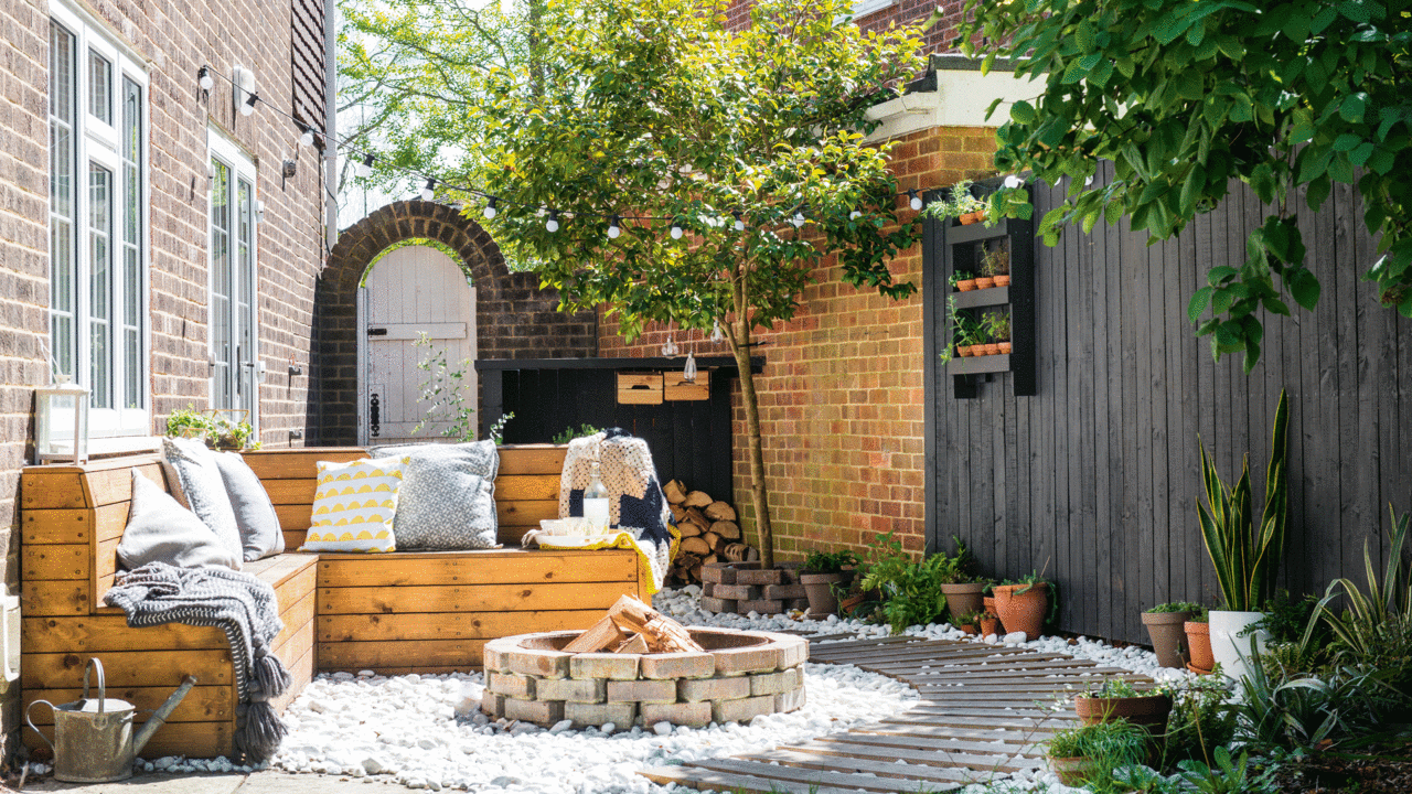 The Benefits of Brick Outdoor Furniture