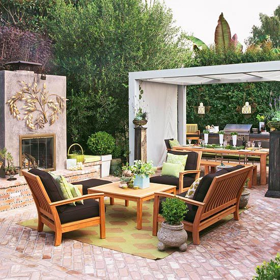 Creating the Perfect Oasis With Pool Patio Furniture