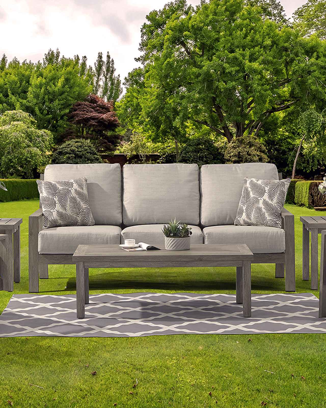 Best Patio Furniture Stores In Orange County: Find Quality Outdoor Furnishings for Your Space