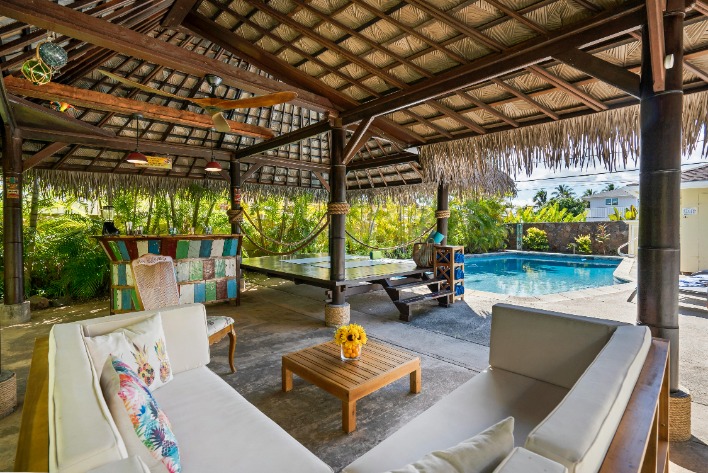 clearance pool furniture