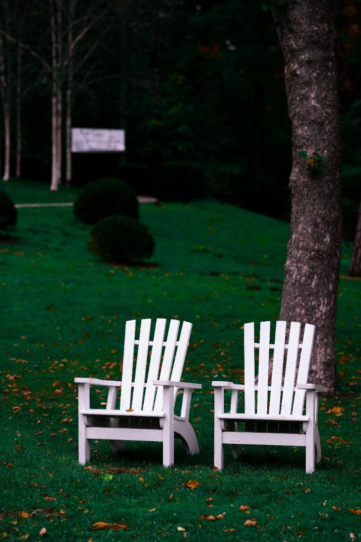 Backyard Lawn Furniture
