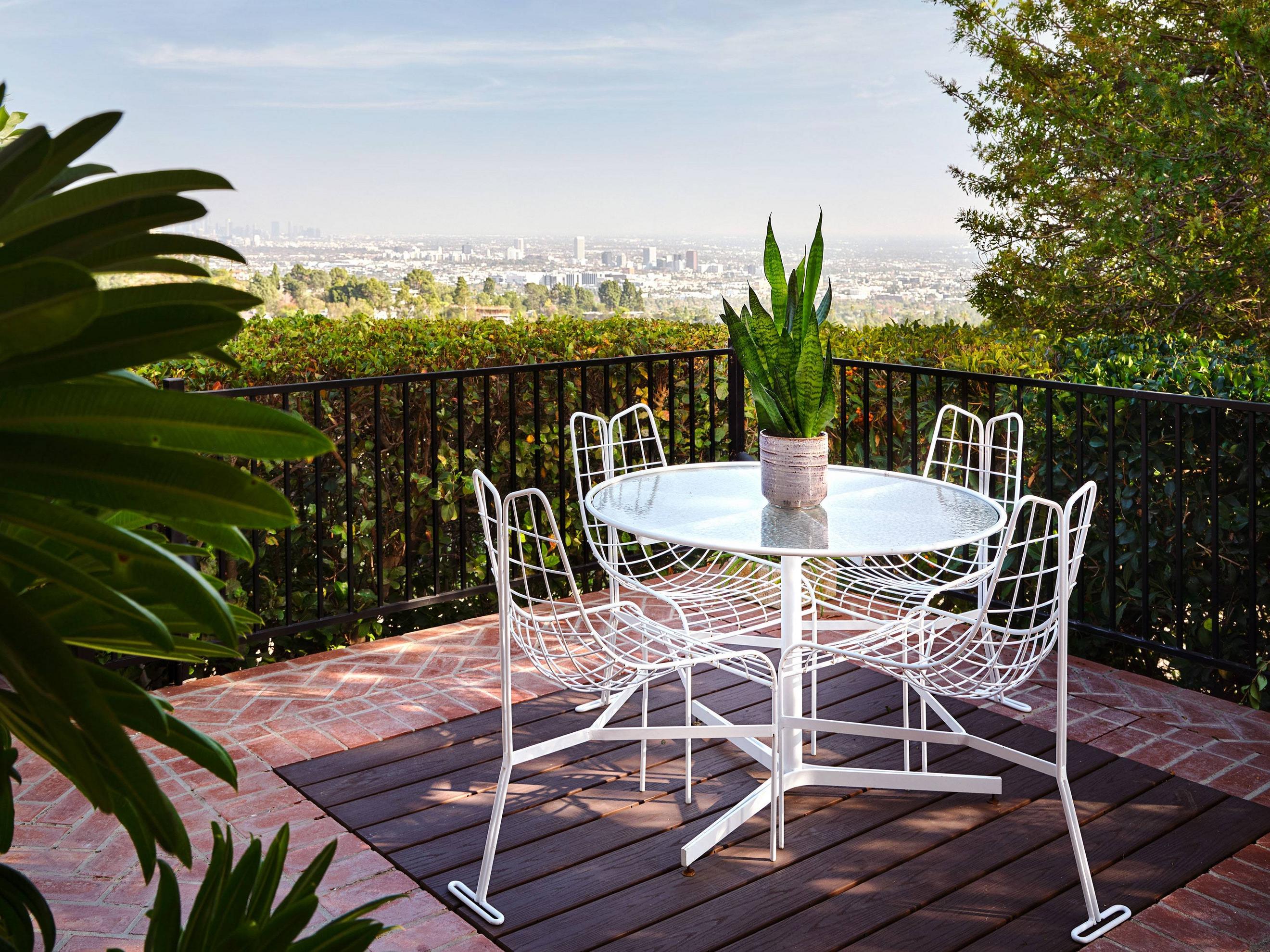 Choosing a Patio Set For Your Outdoor Room